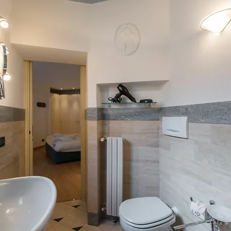 At Heart Of - Duomo Apartman *