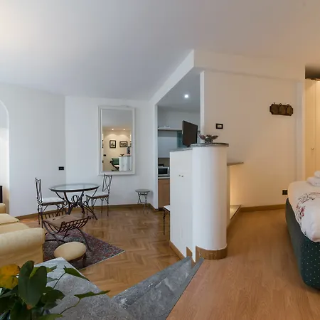 Apartman At Heart Of - Duomo Milánó